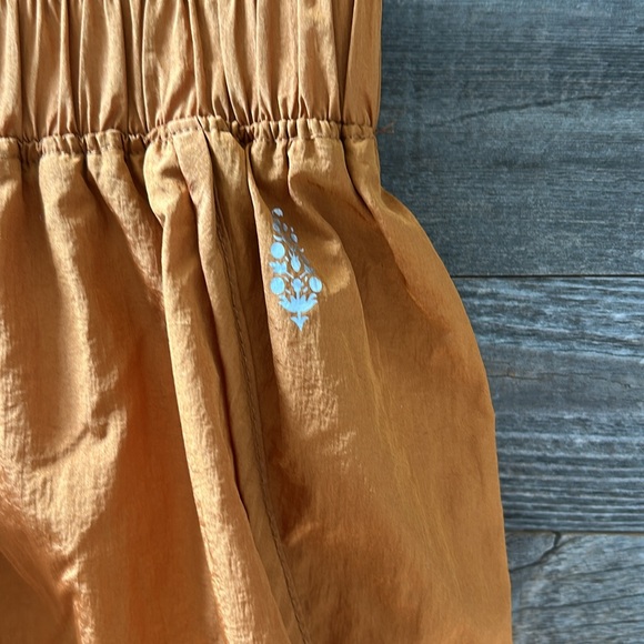 Free People The Way Home Shorts in Varsity Gold Size Medium - Picture 4 of 8